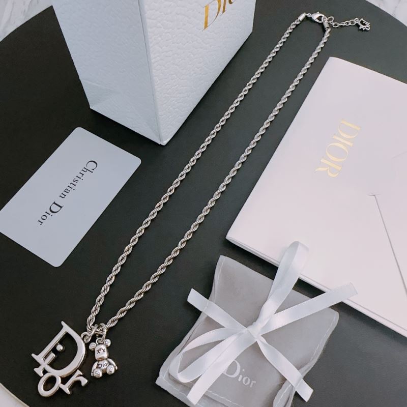 chr1st1an D10r necklaces